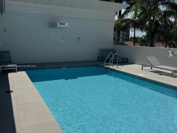 1150 98th St 10, Bay Harbor Islands FL 33154