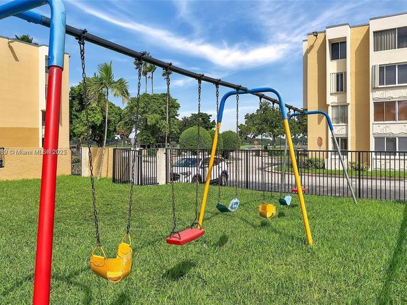 6901 SW 147th Ave 2E, Miami FL 33193