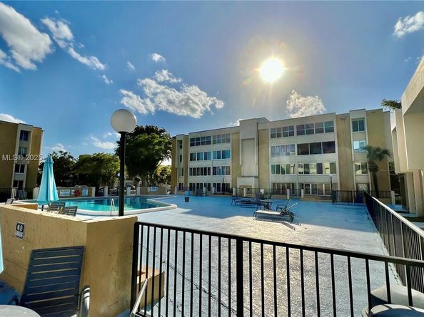 6901 SW 147th Ave 2E, Miami FL 33193