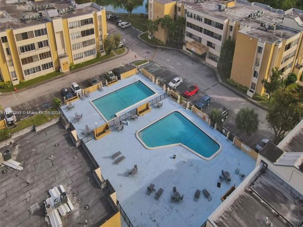 6901 SW 147th Ave 2E, Miami FL 33193