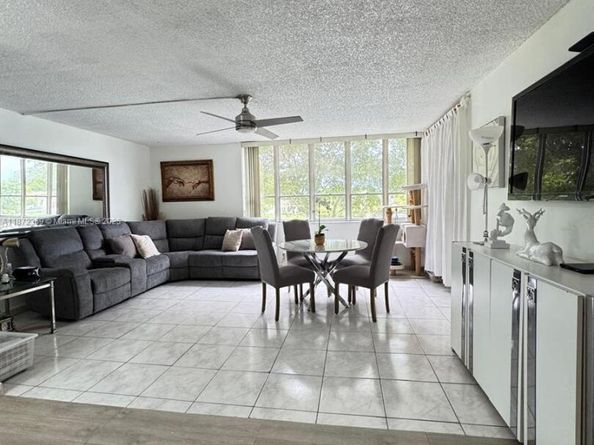 6901 SW 147th Ave 2E, Miami FL 33193