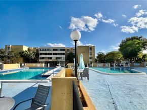 6901 SW 147th Ave 2E, Miami FL 33193