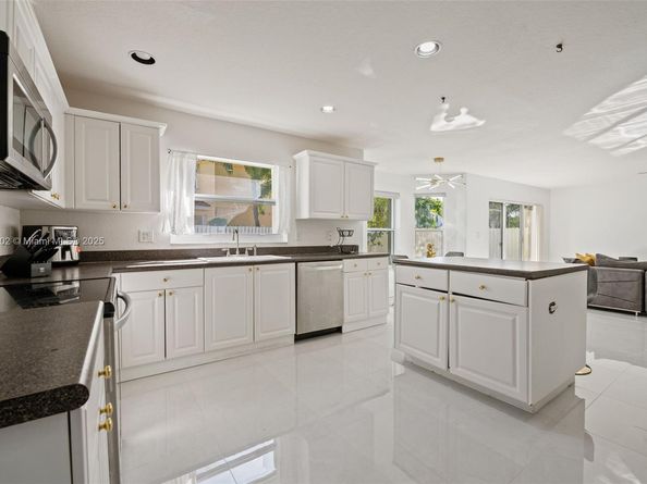 2235 SW 166 Avenue, Miramar FL 33027