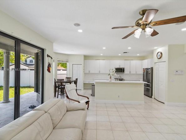 17956 SW 35th Dr, Miramar FL 33029