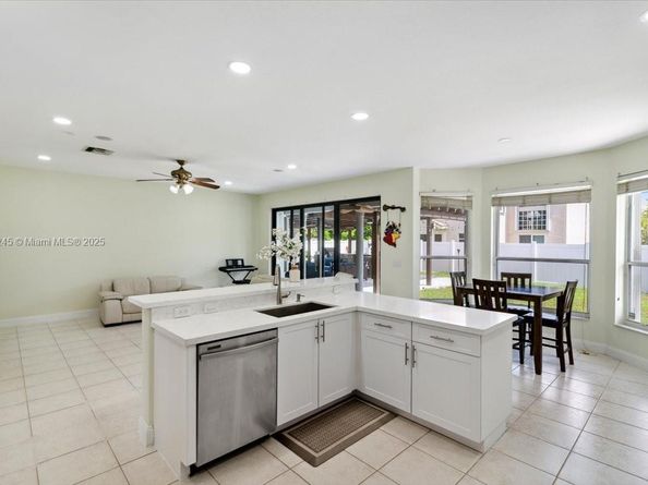 17956 SW 35th Dr, Miramar FL 33029