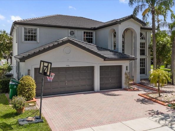 17956 SW 35th Dr, Miramar FL 33029