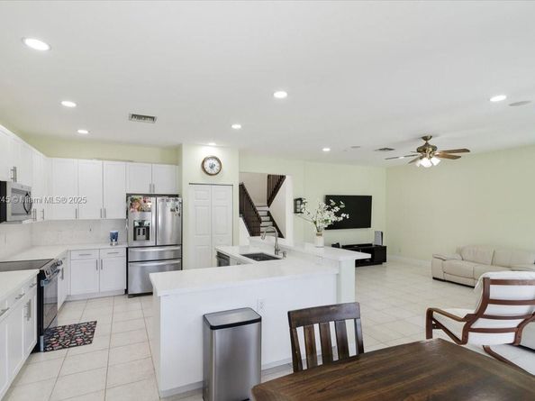 17956 SW 35th Dr, Miramar FL 33029