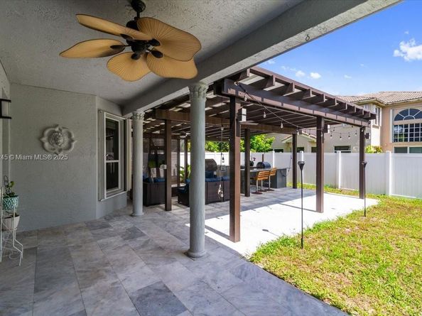 17956 SW 35th Dr, Miramar FL 33029