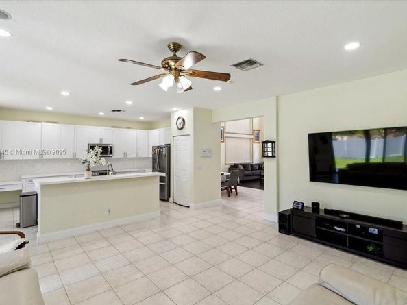 17956 SW 35th Dr, Miramar FL 33029