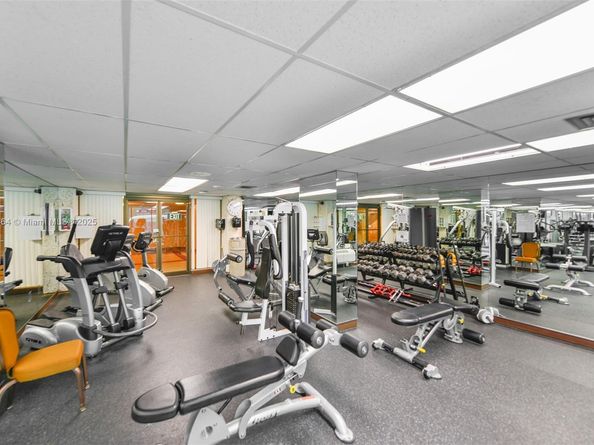 1950 S Ocean Dr 3P, Hallandale Beach FL 33009