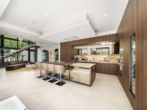 4041 S Le Jeune Rd, Miami FL 33146