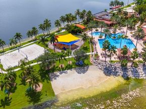 4724 SW 195th Way, Miramar FL 33029