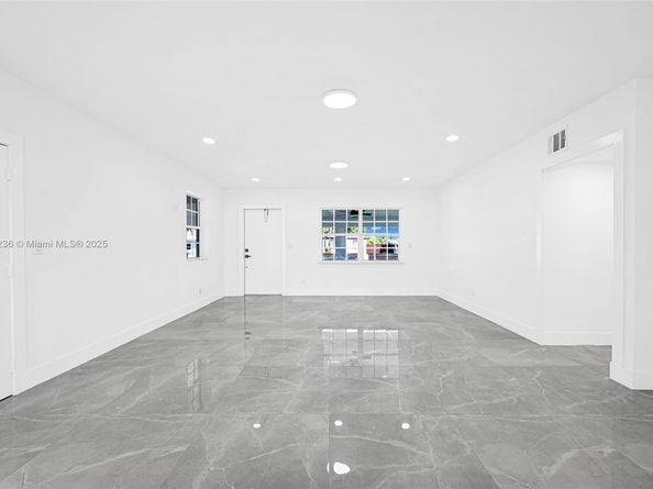 4040 SW 108th Ave, Miami FL 33165