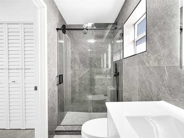 4040 SW 108th Ave, Miami FL 33165