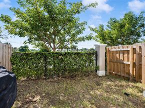 516 NE 1st Dr, Florida City FL 33034