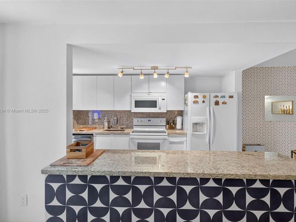 1340 Lincoln Rd 403, Miami Beach FL 33139