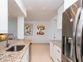 1000 West Ave PH07, Miami Beach FL 33139