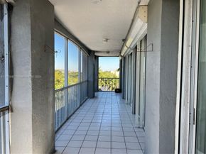 9725 NW 52nd St 522, Doral FL 33178
