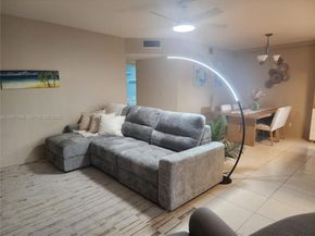 100 SE 6th Ave 107, Pompano Beach FL 33060