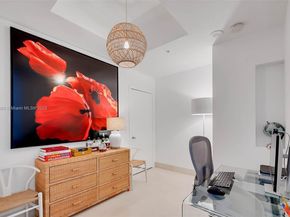 848 Brickell Key Dr 4002, Miami FL 33131