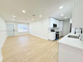 3241 NW 16th St, Lauderhill FL 33311