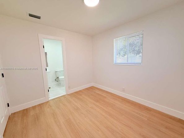 3241 NW 16th St, Lauderhill FL 33311