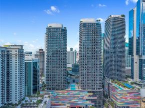 55 SW 9th St 1802, Miami FL 33130