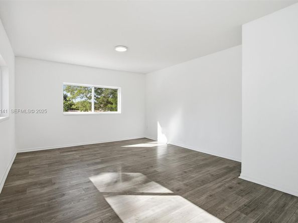 1045 SW 25th Ave, Miami FL 33135