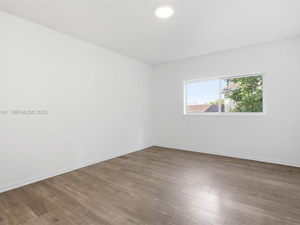 1045 SW 25th Ave, Miami FL 33135