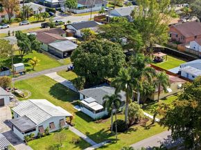 921 N 32nd Ave, Hollywood FL 33021