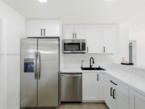 921 N 32nd Ave, Hollywood FL 33021