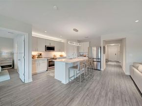 2941 Shortleaf Ave, Lauderdale Lakes FL 33311