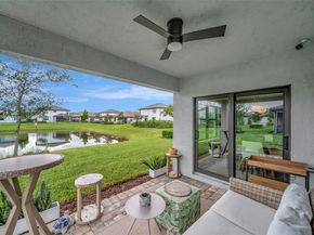 2941 Shortleaf Ave, Lauderdale Lakes FL 33311