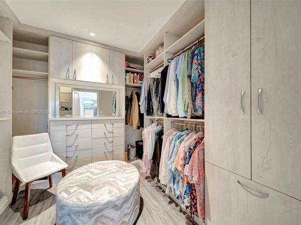 2941 Shortleaf Ave, Lauderdale Lakes FL 33311