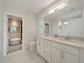 2941 Shortleaf Ave, Lauderdale Lakes FL 33311