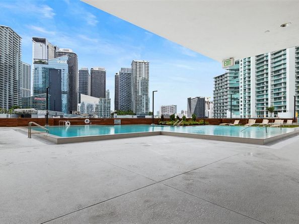 350 S Miami Ave 1805, Miami FL 33130