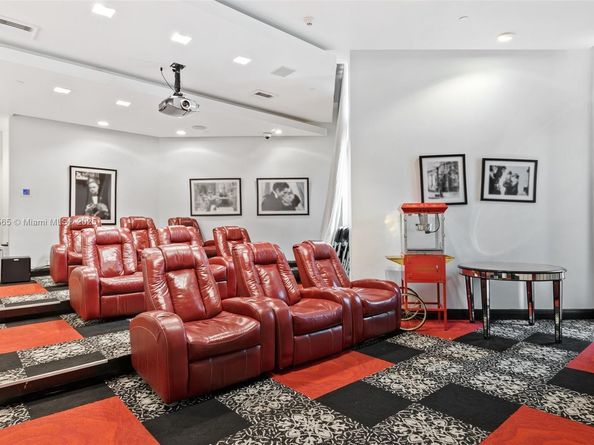 350 S Miami Ave 1805, Miami FL 33130