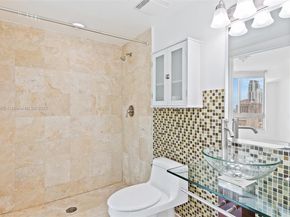 350 S Miami Ave 1805, Miami FL 33130