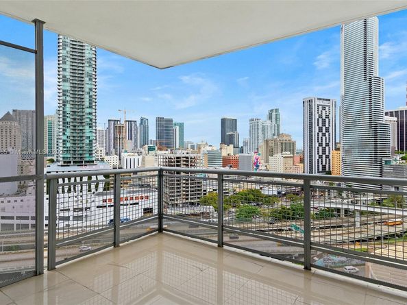 350 S Miami Ave 1805, Miami FL 33130