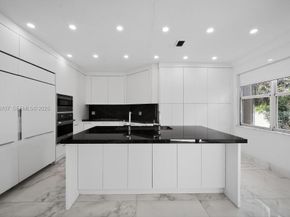 11321 NW 79th Ln, Doral FL 33178