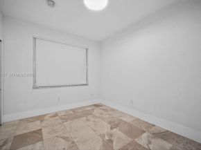 11321 NW 79th Ln, Doral FL 33178