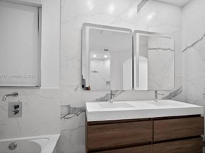 11321 NW 79th Ln, Doral FL 33178