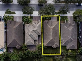 11321 NW 79th Ln, Doral FL 33178