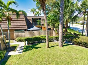 1419 14th Ct, Palm Beach Gardens FL 33410