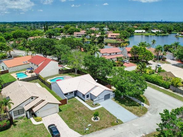 11955 Brim Way, Cooper City FL 33026