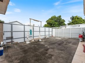 720 NW 19th Ct, Miami FL 33125