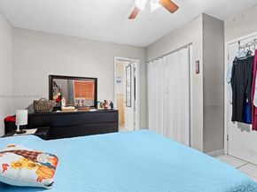 720 NW 19th Ct, Miami FL 33125