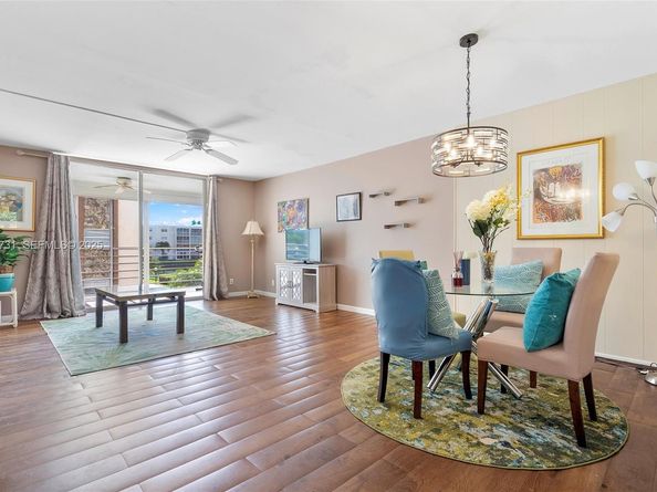 324 SE 10th St 203, Dania Beach FL 33004