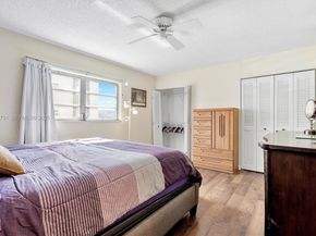 324 SE 10th St 203, Dania Beach FL 33004