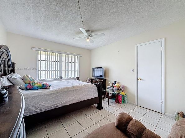 3071 NW 47th Ter 322, Lauderdale Lakes FL 33313